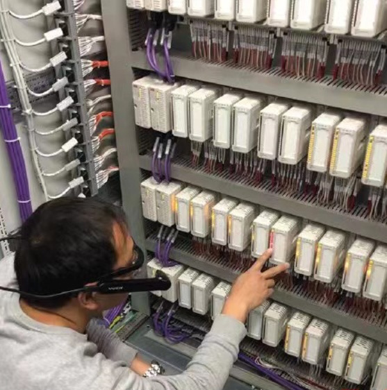 Vuzix Smart Glasses Now Optimized for Softfoundry FacePro Xpert System